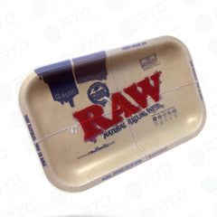 RAW Classic Rolling Tray with Silicone Cover